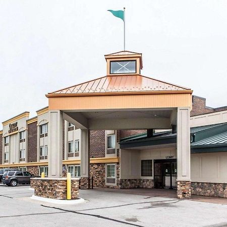 Quality Inn & Suites Ames Conference Center Near Isu Campus Luaran gambar