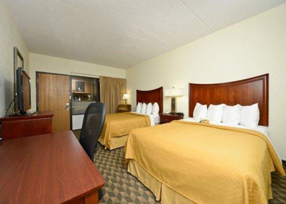 Quality Inn & Suites Ames Conference Center Near Isu Campus Luaran gambar