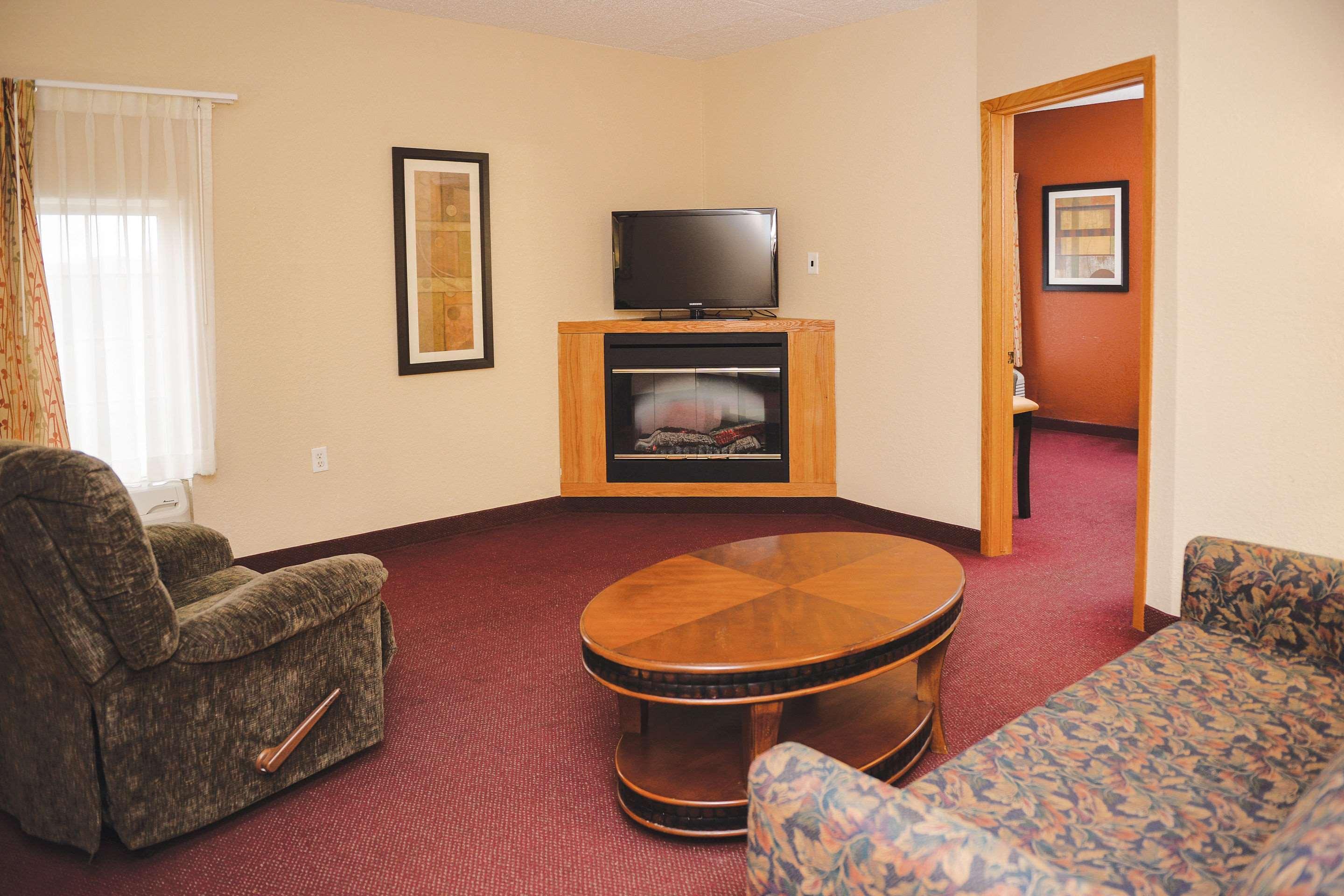 Quality Inn & Suites Ames Conference Center Near Isu Campus Luaran gambar