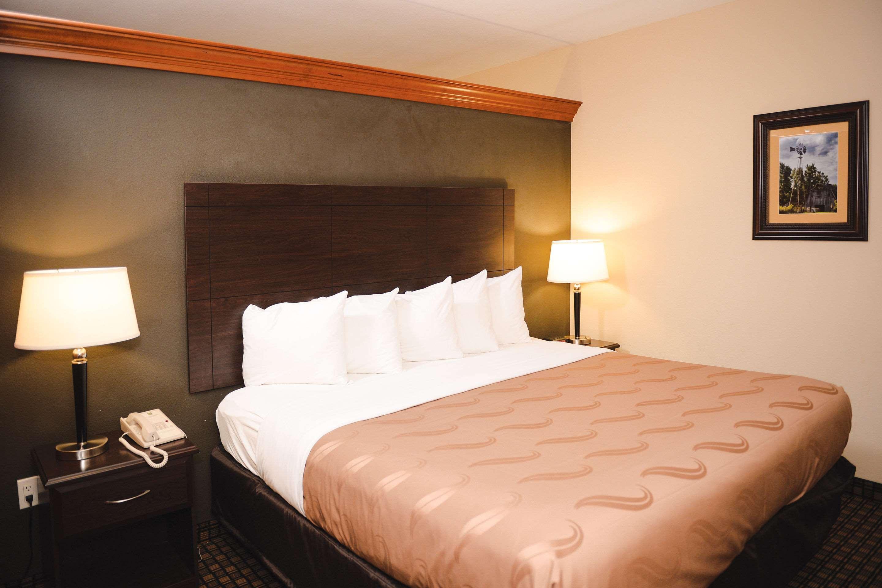 Quality Inn & Suites Ames Conference Center Near Isu Campus Luaran gambar