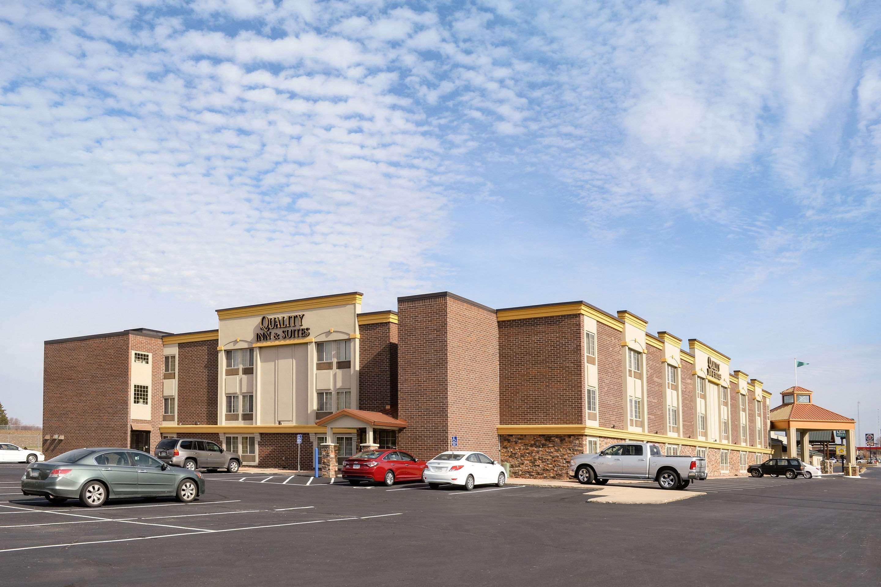 Quality Inn & Suites Ames Conference Center Near Isu Campus Luaran gambar