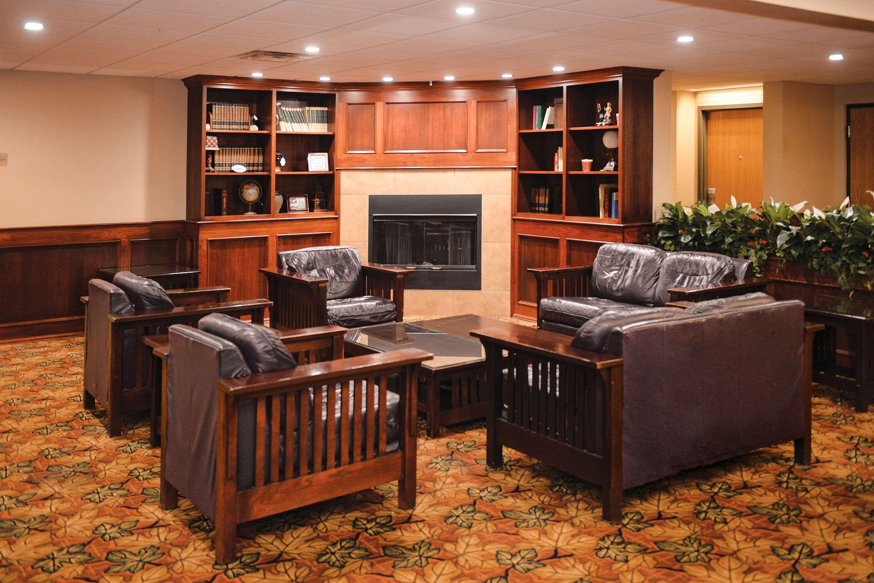 Quality Inn & Suites Ames Conference Center Near Isu Campus Luaran gambar