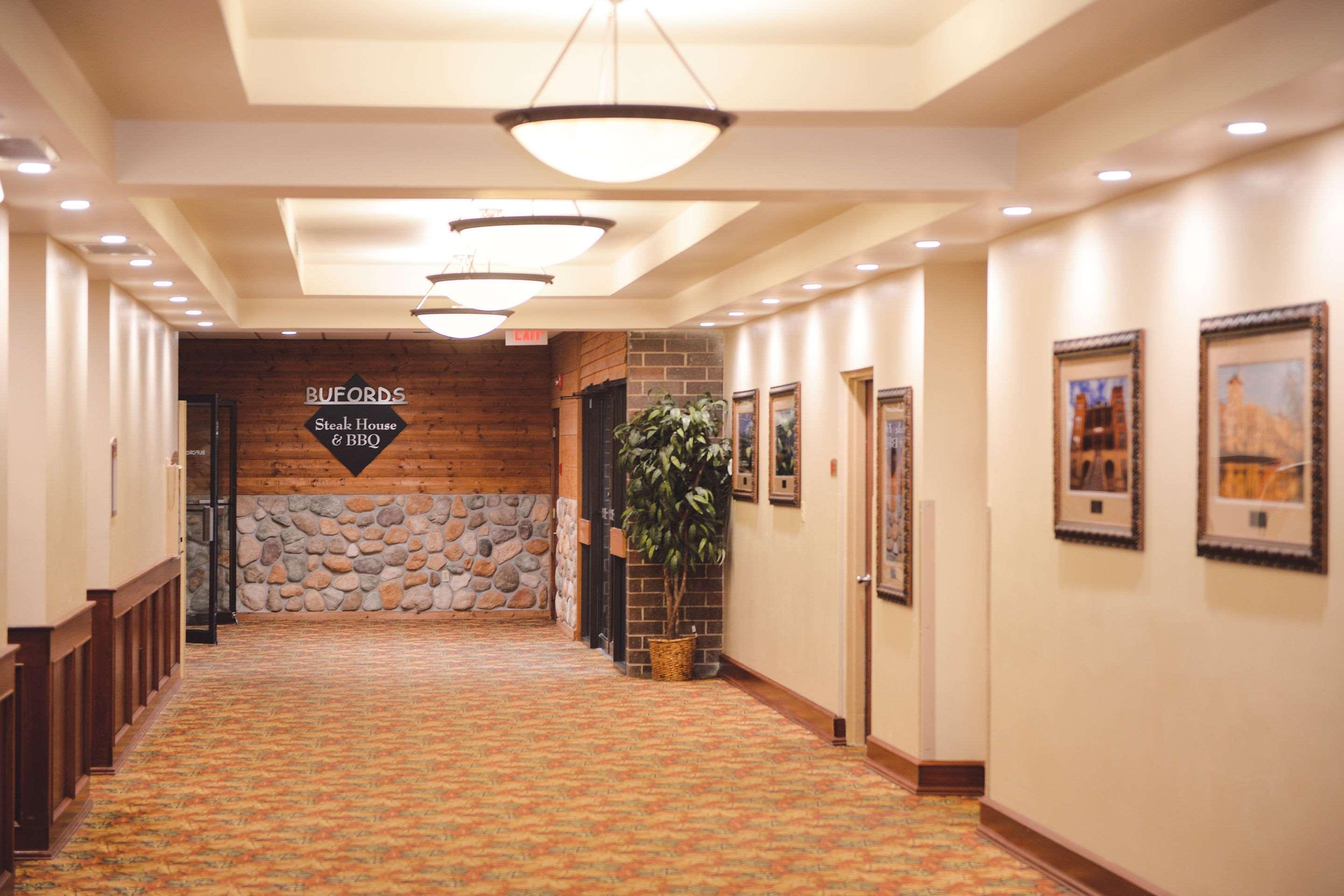 Quality Inn & Suites Ames Conference Center Near Isu Campus Luaran gambar