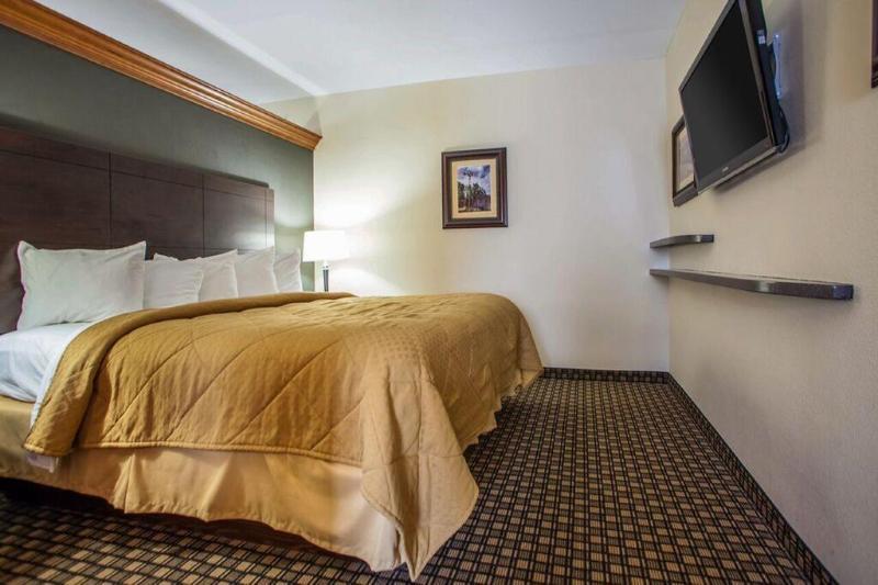 Quality Inn & Suites Ames Conference Center Near Isu Campus Luaran gambar